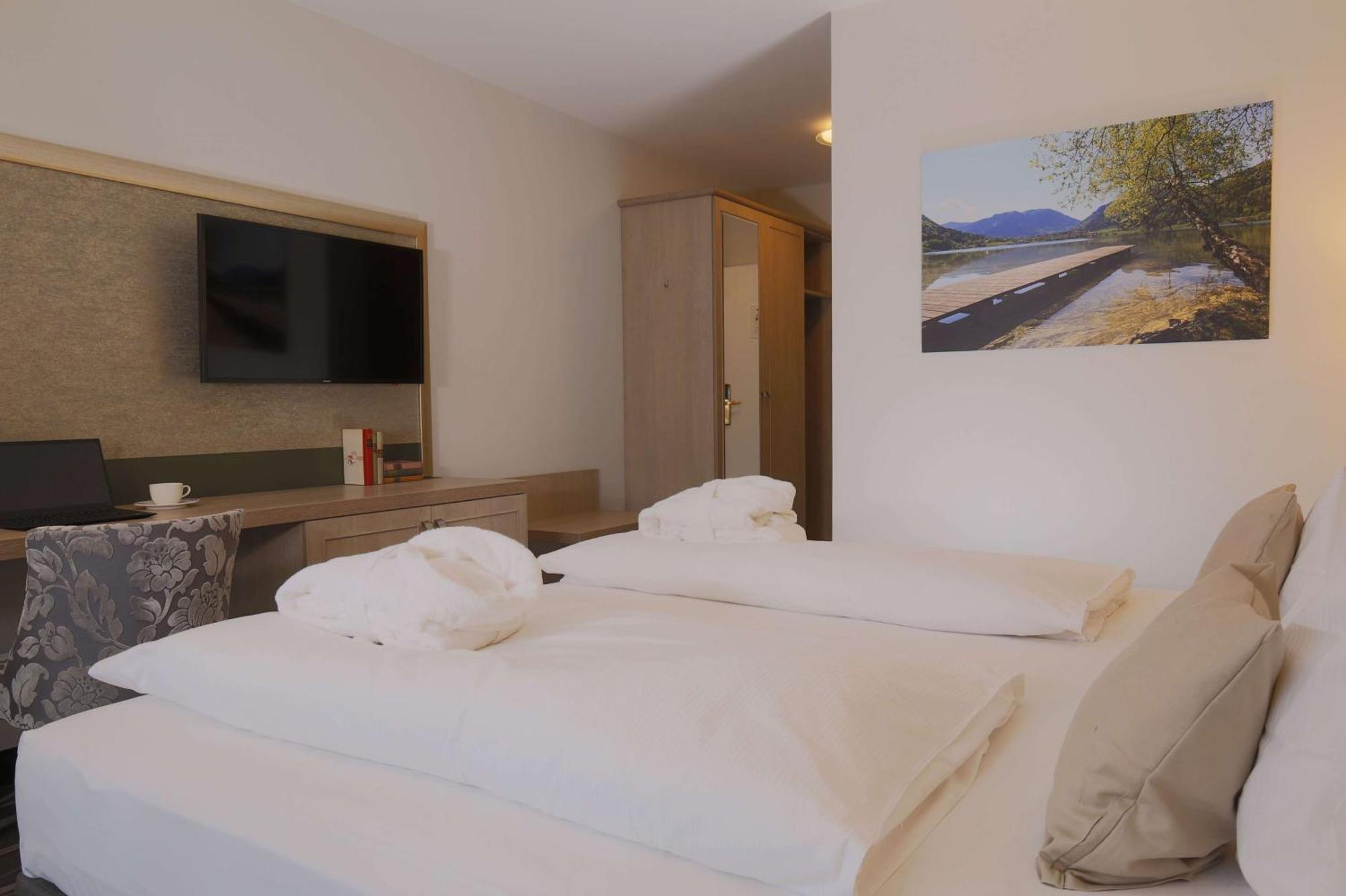 Hotel Bayerischer Hof Miesbach, BW Premier Collection Екстер'єр фото