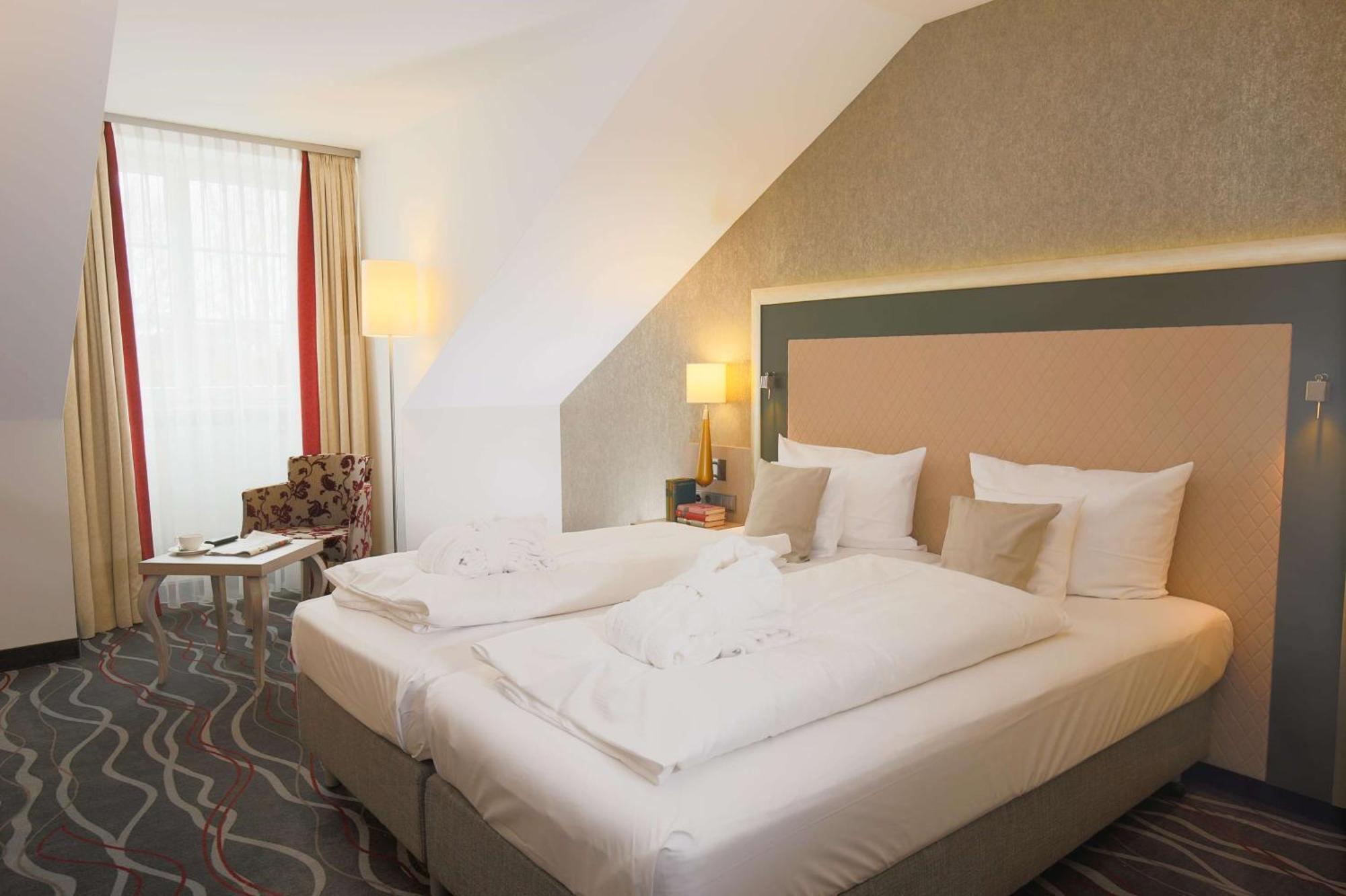 Hotel Bayerischer Hof Miesbach, BW Premier Collection Екстер'єр фото