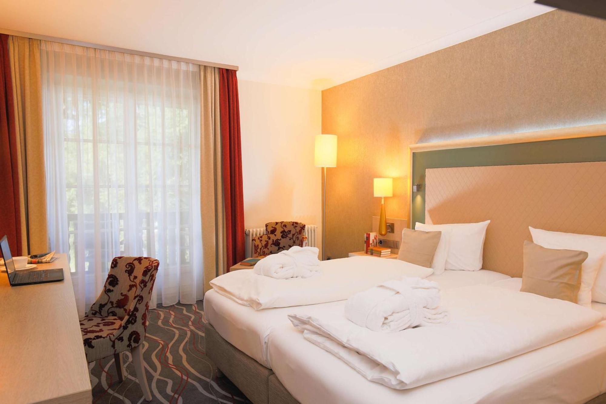 Hotel Bayerischer Hof Miesbach, BW Premier Collection Екстер'єр фото