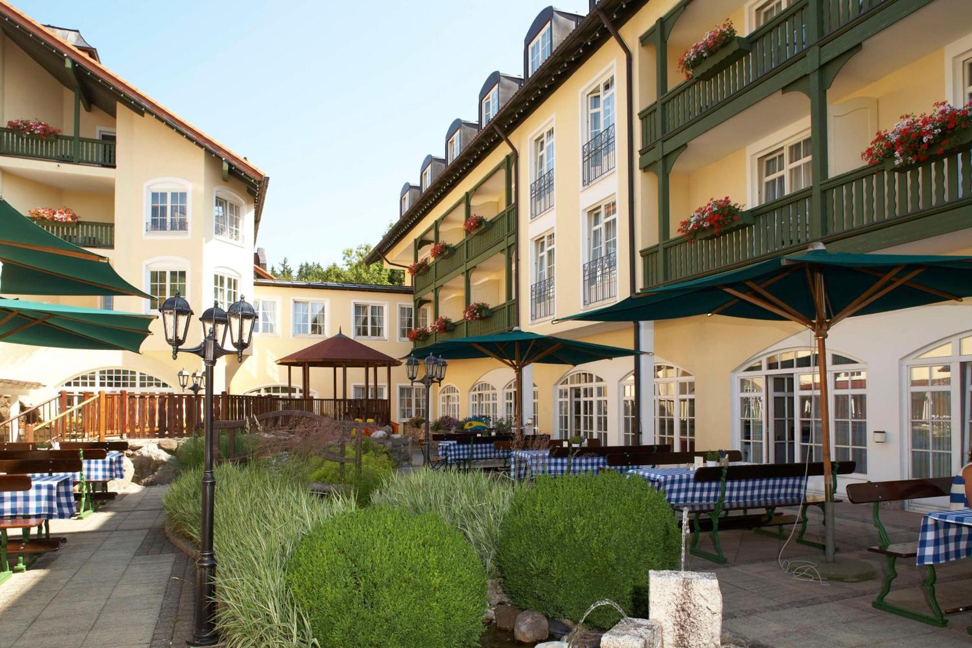 Hotel Bayerischer Hof Miesbach, BW Premier Collection Екстер'єр фото