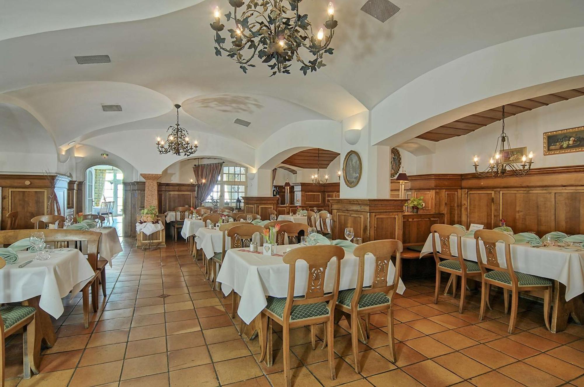 Hotel Bayerischer Hof Miesbach, BW Premier Collection Екстер'єр фото