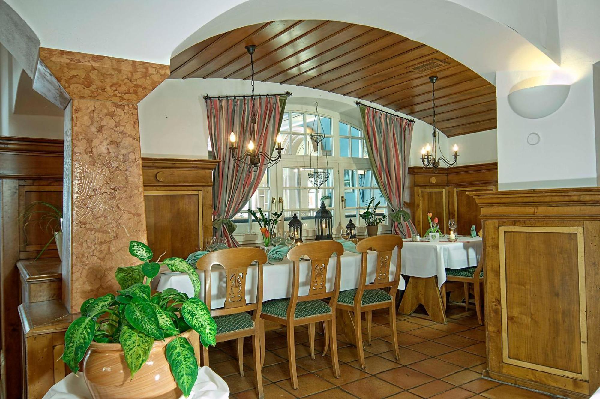 Hotel Bayerischer Hof Miesbach, BW Premier Collection Екстер'єр фото