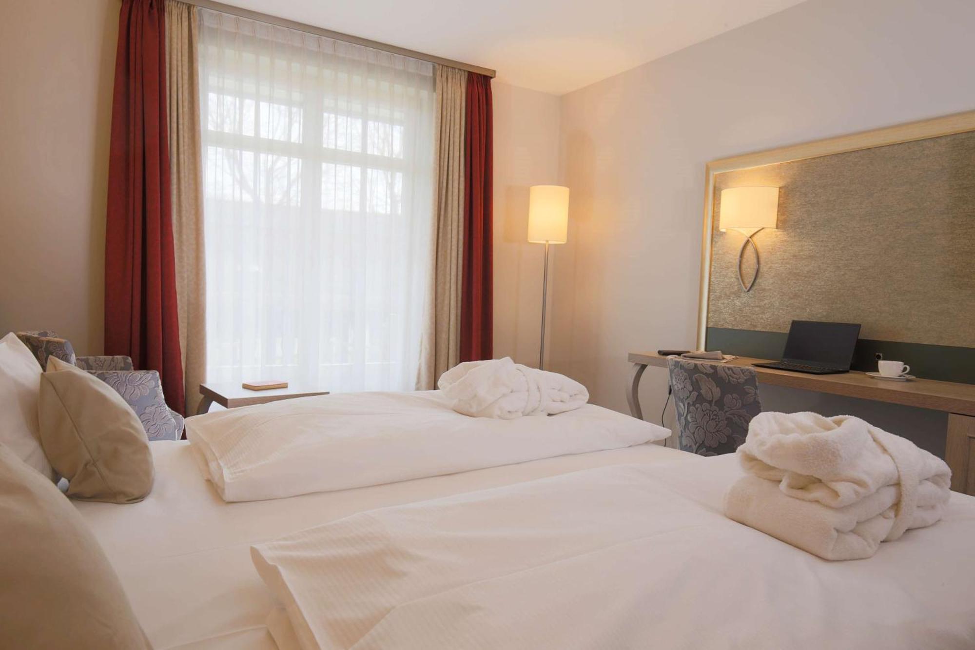 Hotel Bayerischer Hof Miesbach, BW Premier Collection Екстер'єр фото