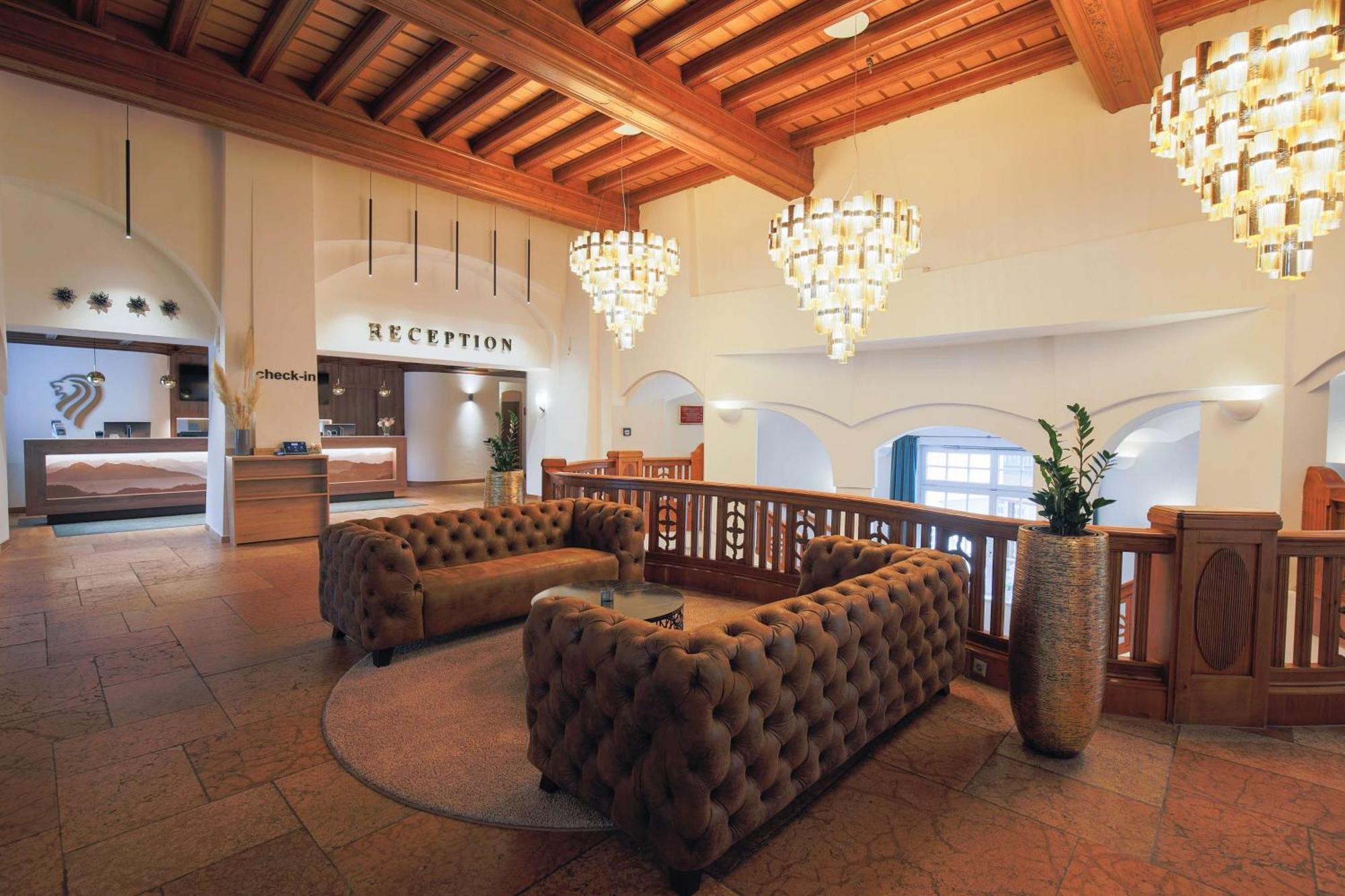 Hotel Bayerischer Hof Miesbach, BW Premier Collection Екстер'єр фото